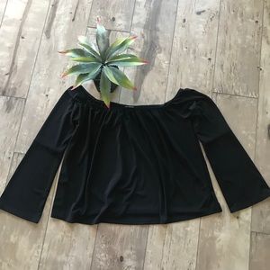 Like-New Express Off the Shoulder Top